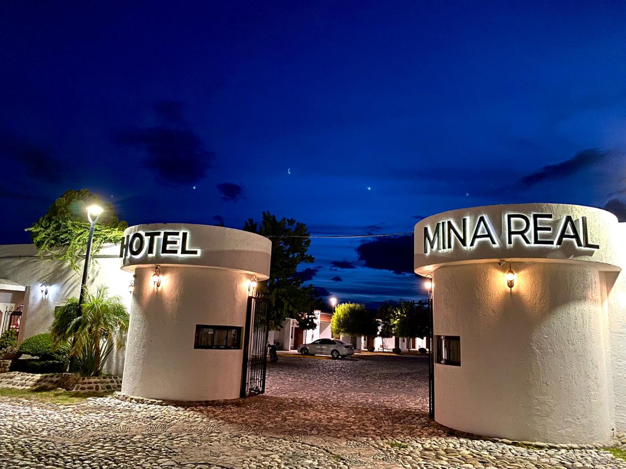 Hotel Mina Real - Cedral Exterior foto